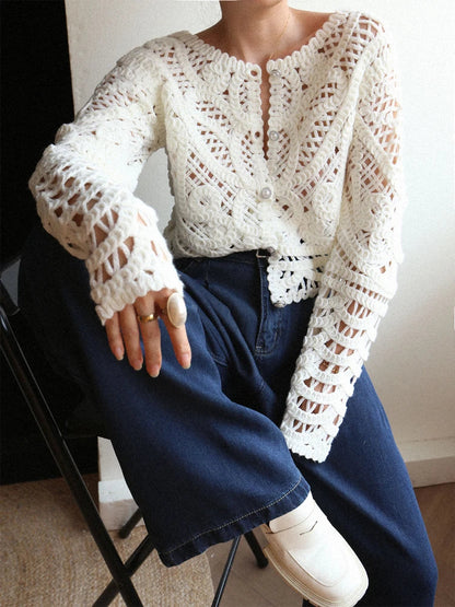 Classic Vintage Cardigan with a Flattering Fit