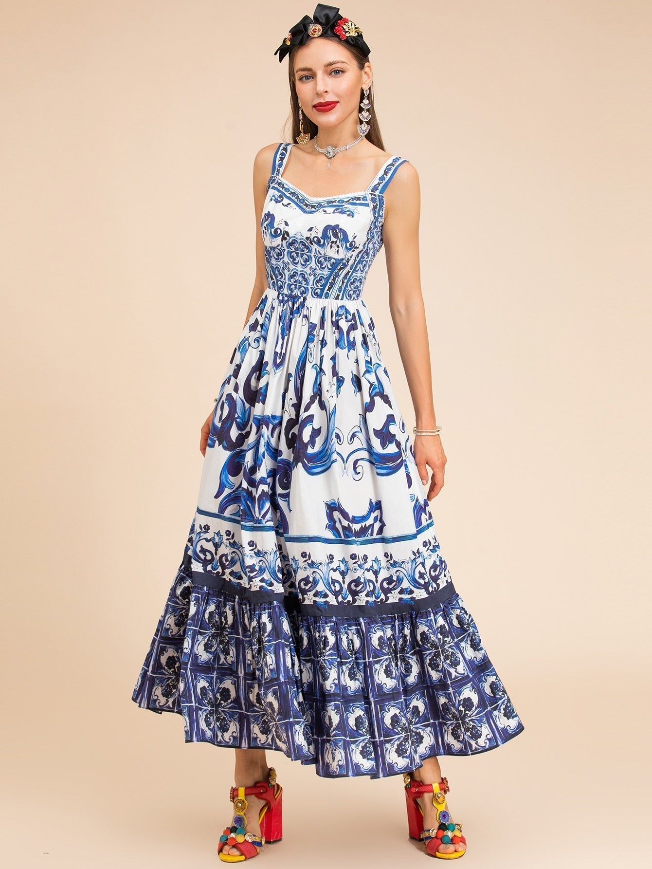 Beautifully Crafted Dress in a Classic Style