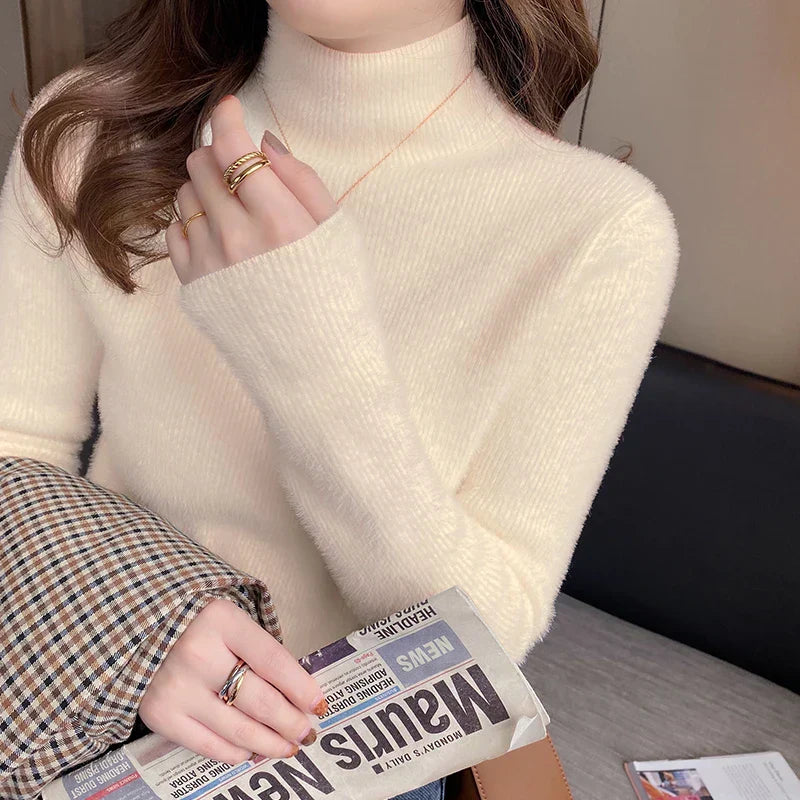 Polished Sweater with an Effortless Classic Look