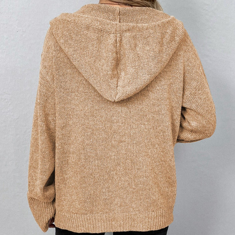 Classic Vintage Sweater with a Flattering Fit
