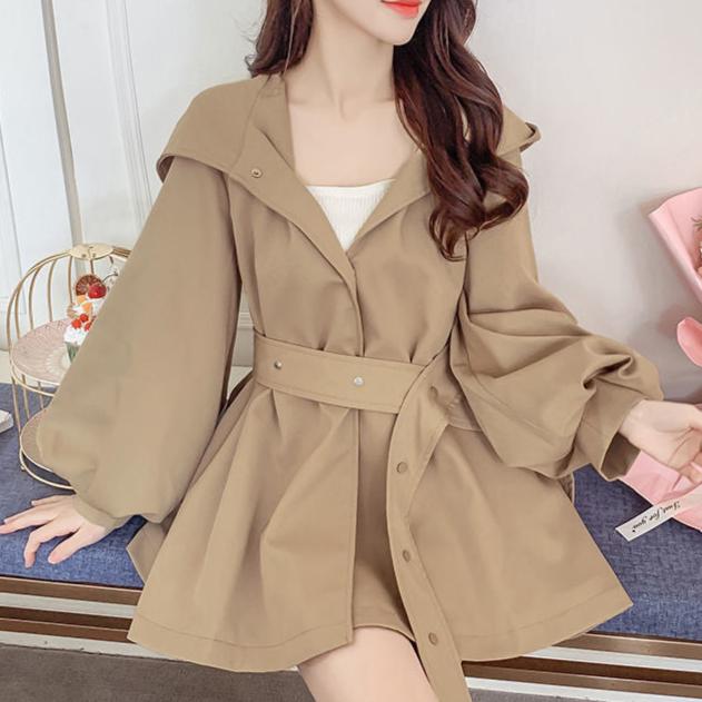 Gracefully Styled Coat for Any Occasion