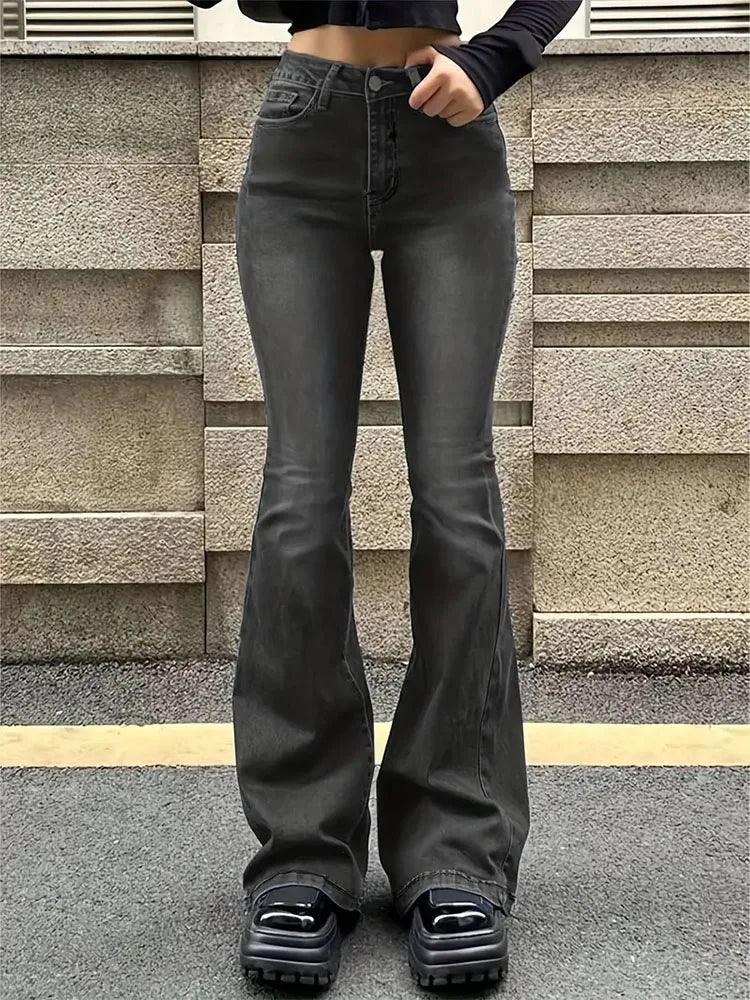 Sophisticated Garment with a Clean Classic Look