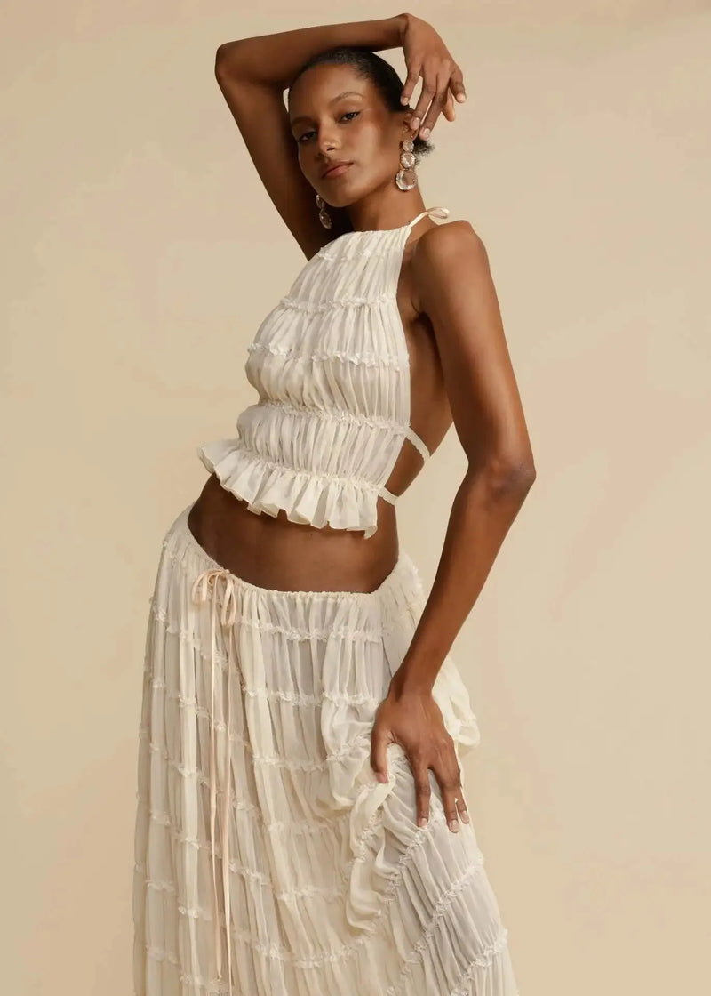 Beautifully Finished Dress in a Timeless Design