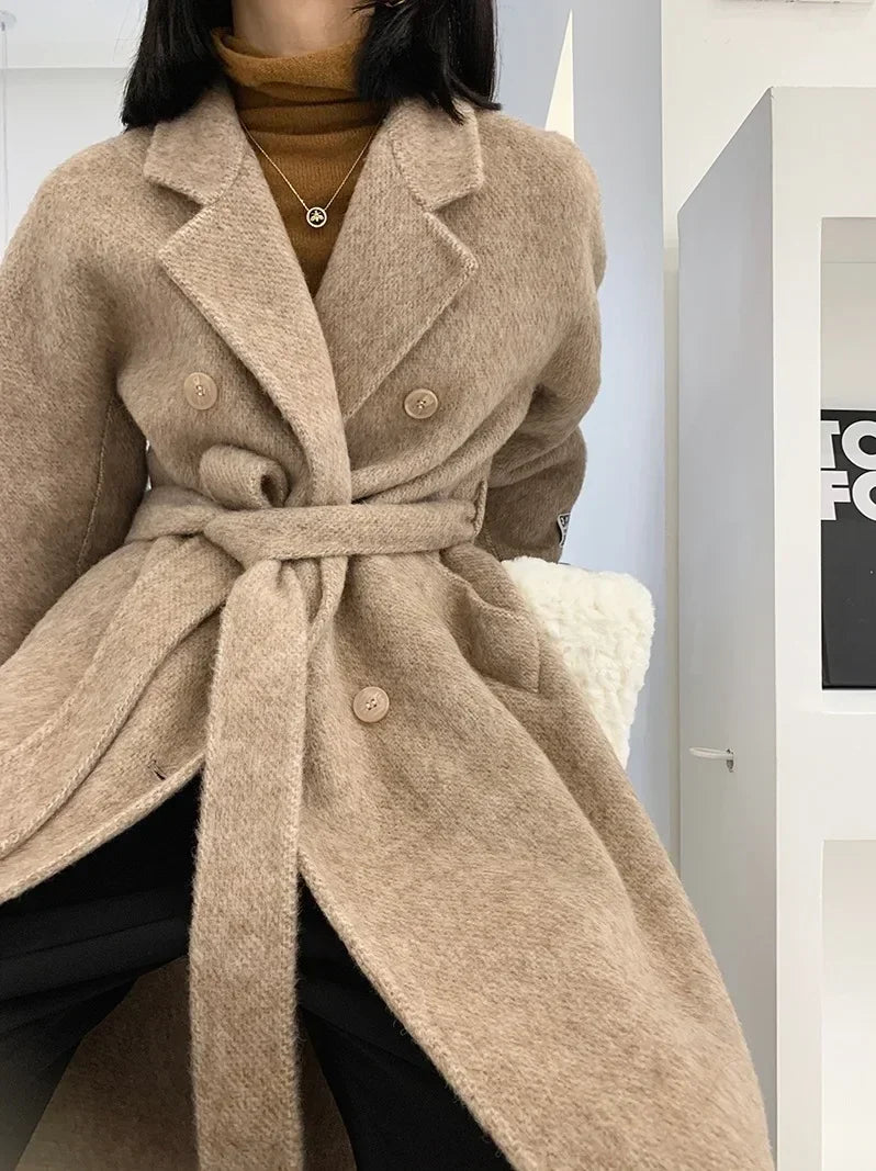 Beautifully Crafted Coat in a Classic Style