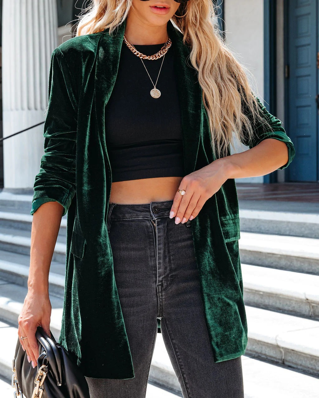 Effortlessly Elegant Jacket with a Timeless Design
