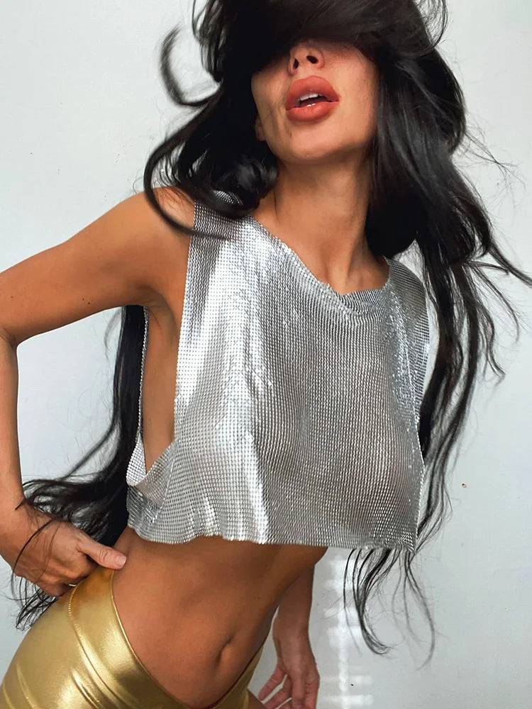 Effortlessly Elegant Top with a Timeless Design