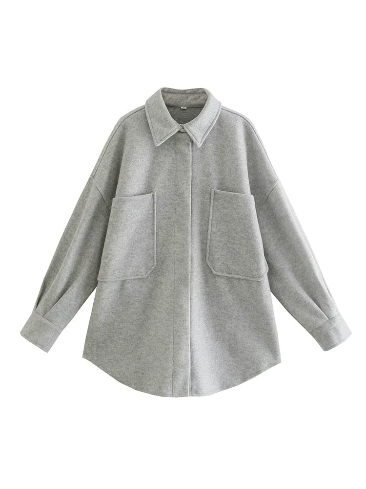 Sophisticated Blouse with a Clean Classic Look