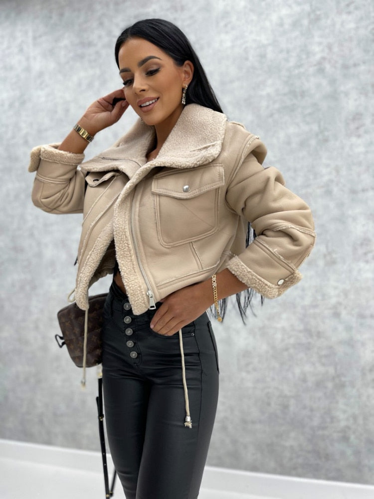 Gracefully Styled Garment for Any Occasion