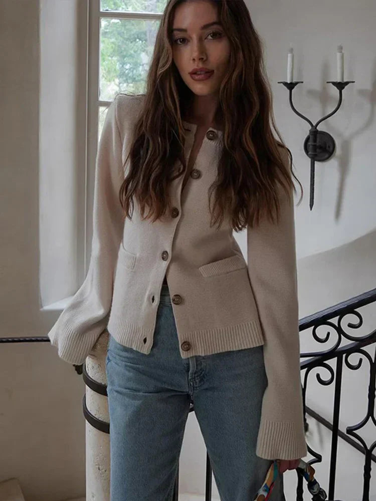 Classic Vintage & Enduringly Stylish Cardigan