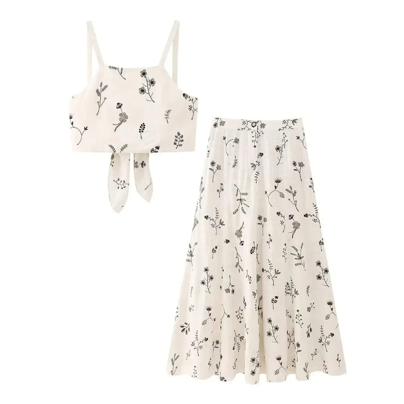 Classic Vintage & Enduringly Stylish Top