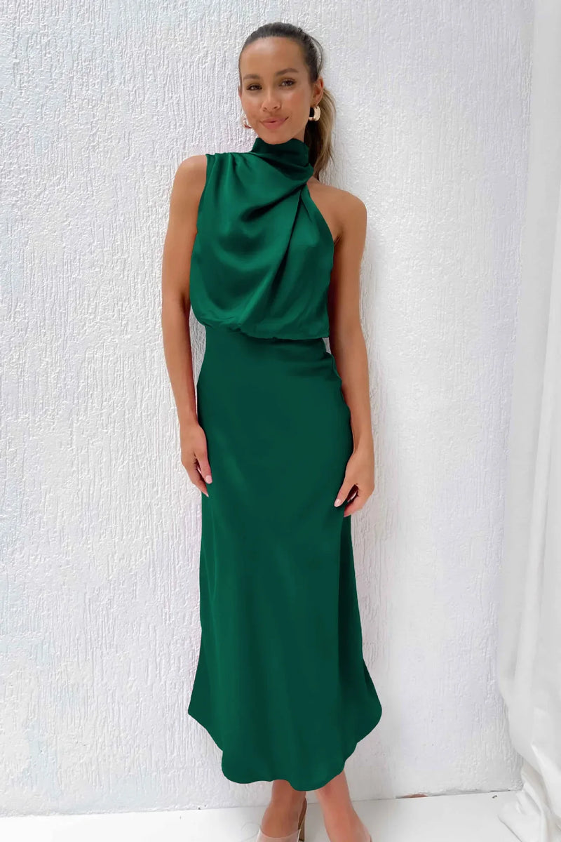 Polished Dress with an Effortless Classic Look