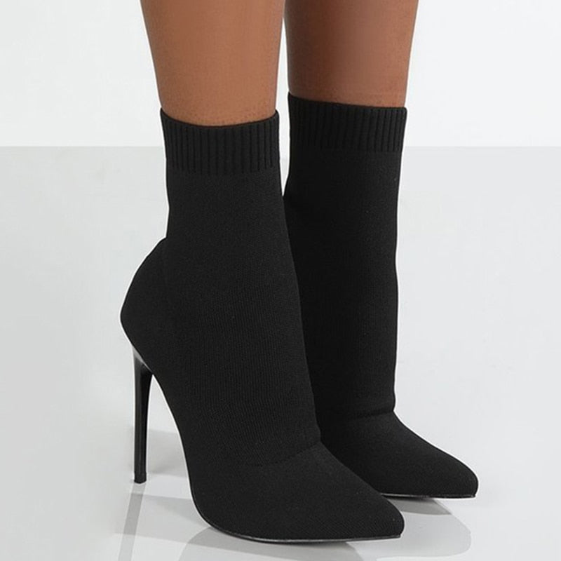 Chic Orthopedic Heels with Unique Design