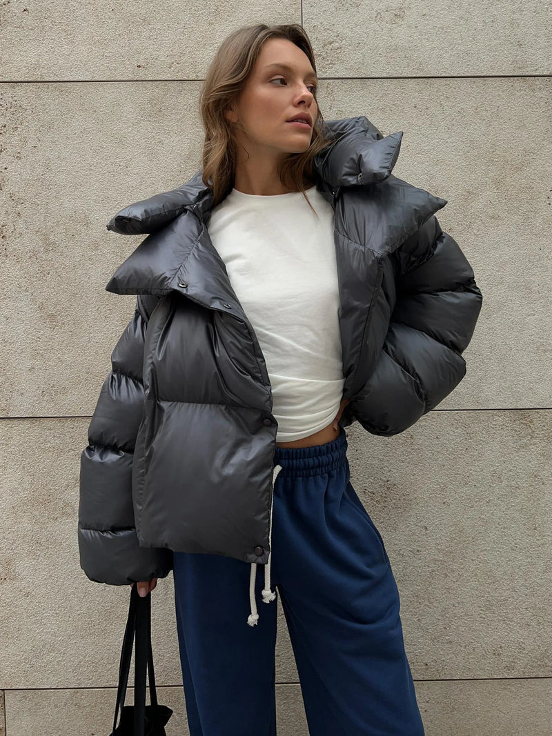 Elegantly Styled Jacket for Everyday Wear