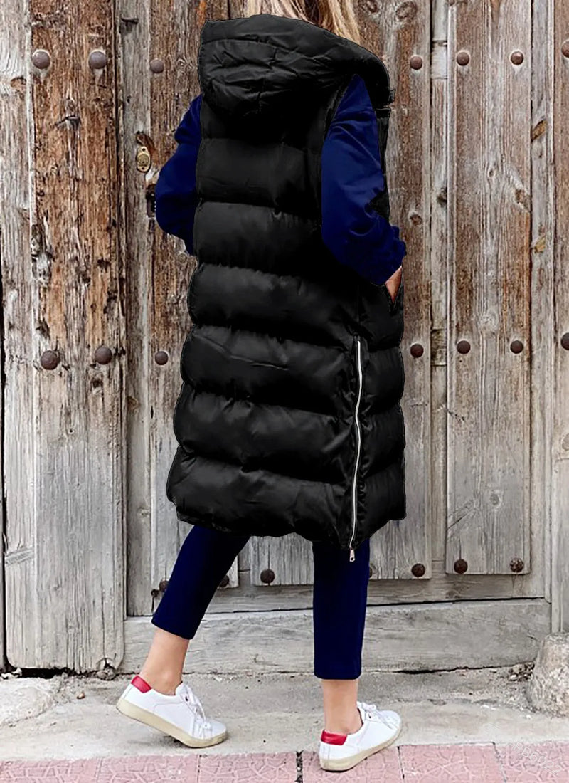 Beautifully Finished Coat in a Timeless Design