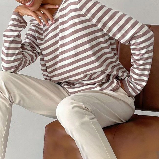 Beautifully Finished Top in a Timeless Design