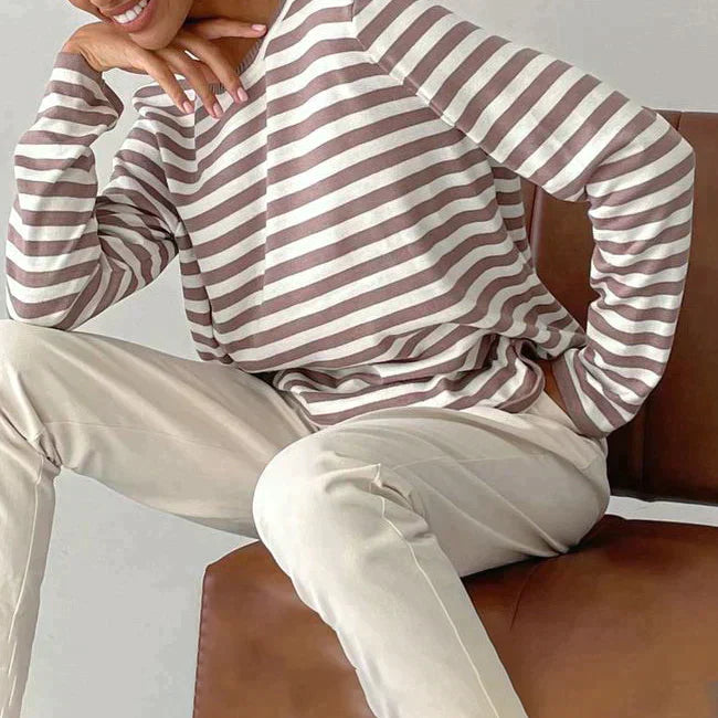 Sophisticated Blouse with a Clean Classic Look