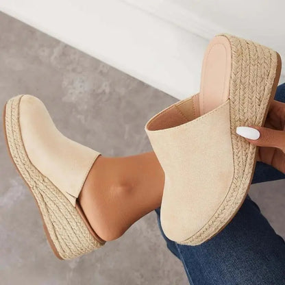 Chic Orthopedic Sandals with Unique Design