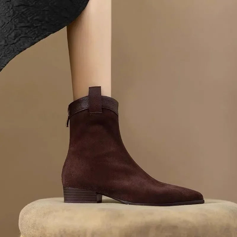 Graceful Orthopedic Boots for Modern Look