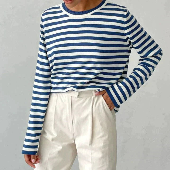 Sophisticated Blouse with a Clean Classic Look