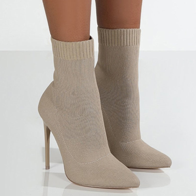 Chic Orthopedic Heels with Unique Design