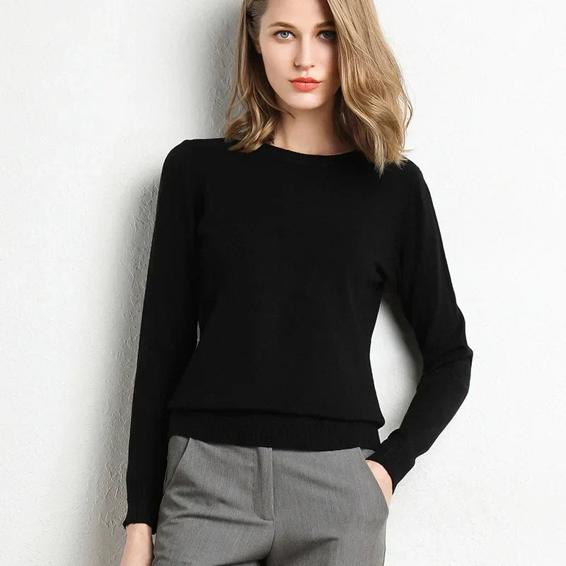 Elegantly Styled Pullover for Everyday Wear