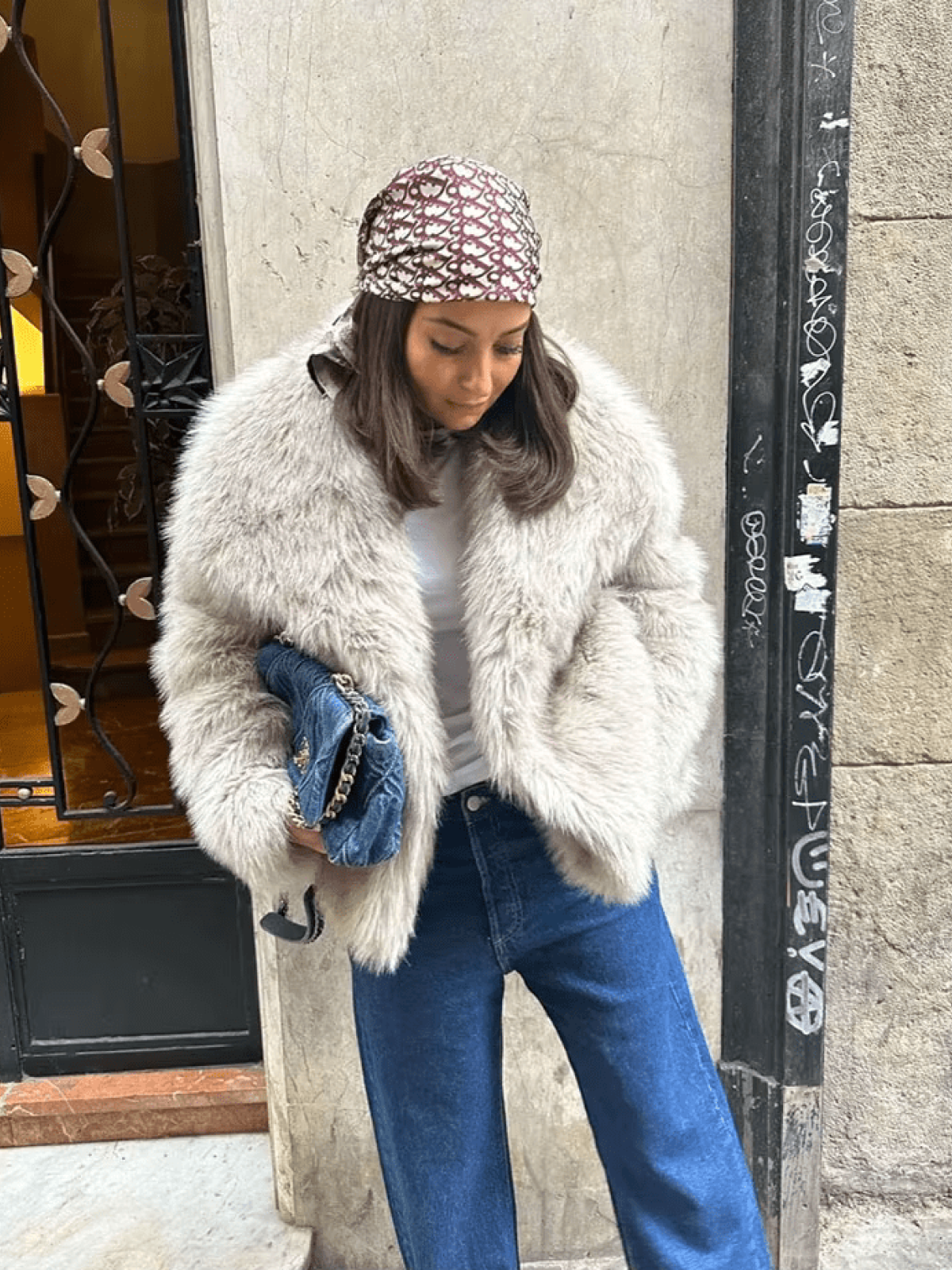 Effortlessly Elegant Jacket with a Timeless Design