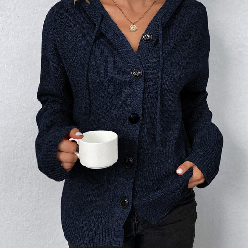 Well Tailored Sweater with a Graceful Silhouette