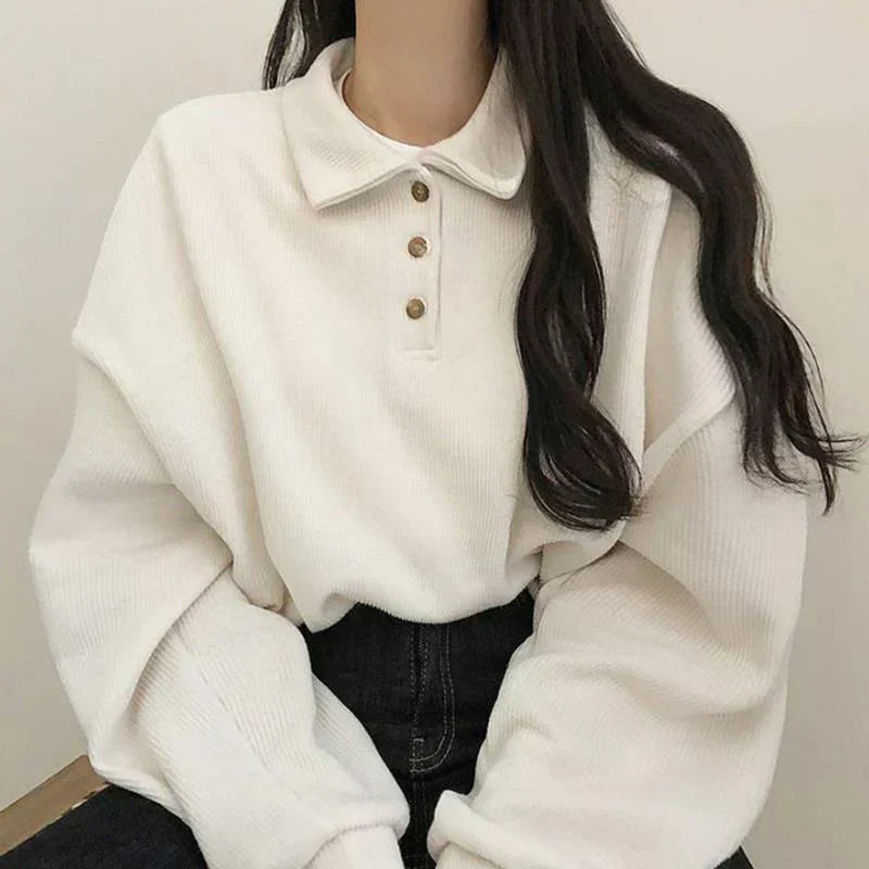 Well Tailored Shirt with a Graceful Silhouette