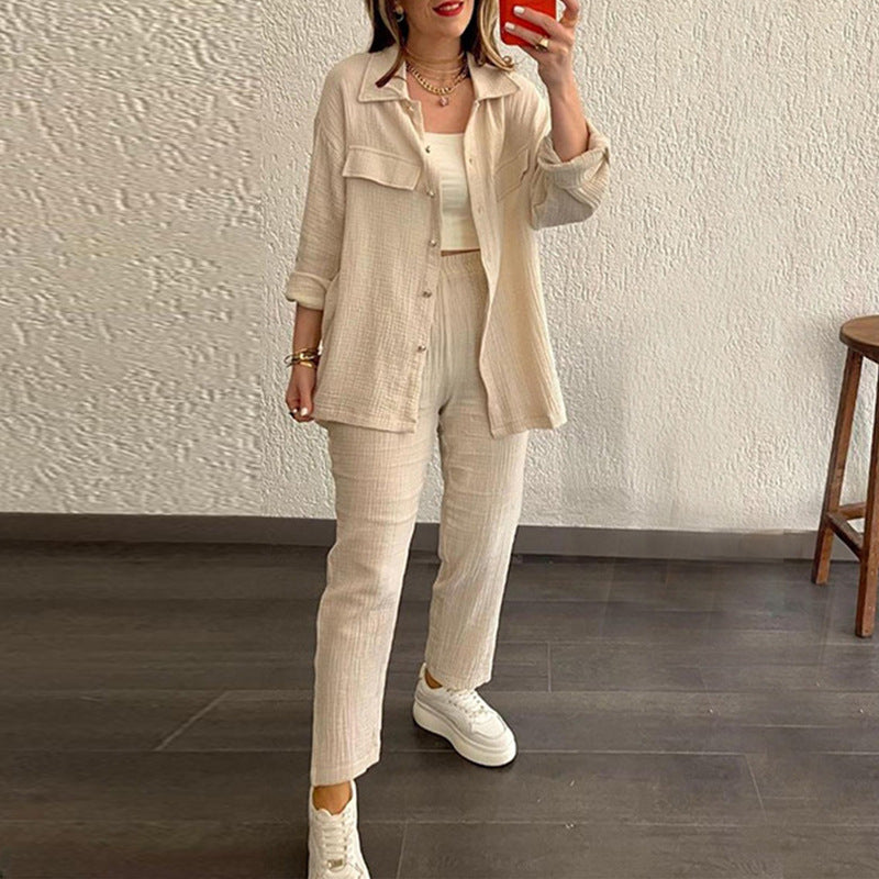 Sophisticated Trousers with a Clean Classic Look