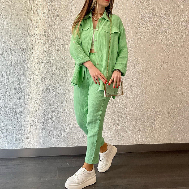 Sophisticated Trousers with a Clean Classic Look