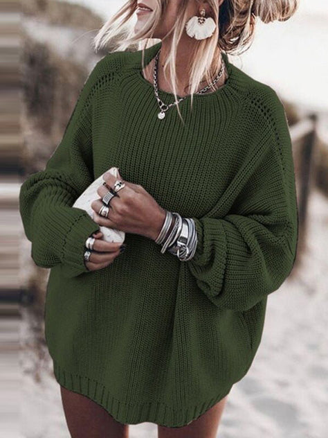 Well Tailored Sweater with a Graceful Silhouette