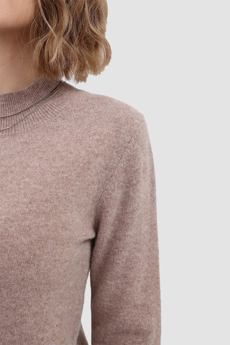 Beautifully Crafted Sweater in a Classic Style