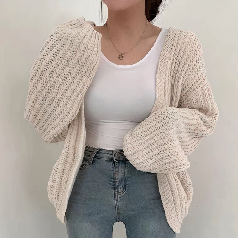 Effortlessly Elegant Cardigan with a Timeless Design