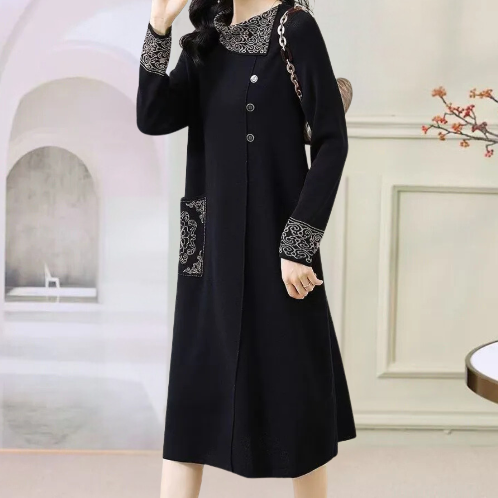 Beautifully Crafted Dress in a Classic Style