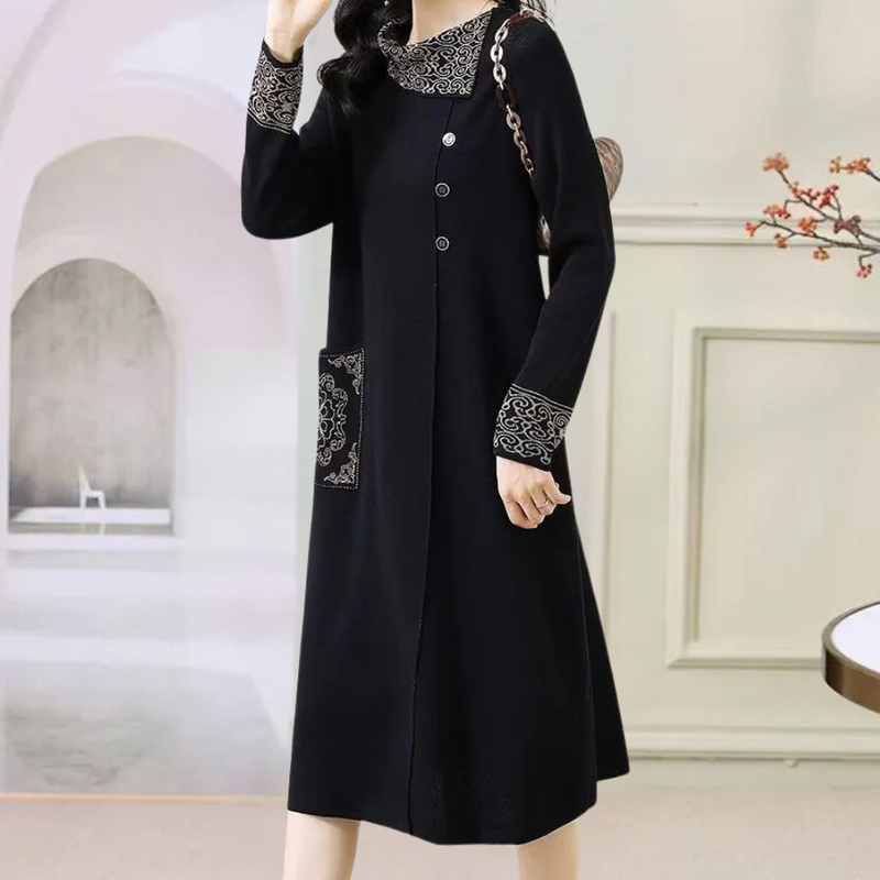 Beautifully Crafted Dress in a Classic Style