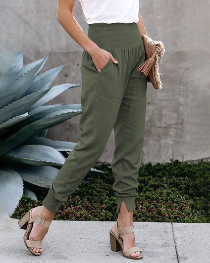 Gracefully Styled Pants for Any Occasion