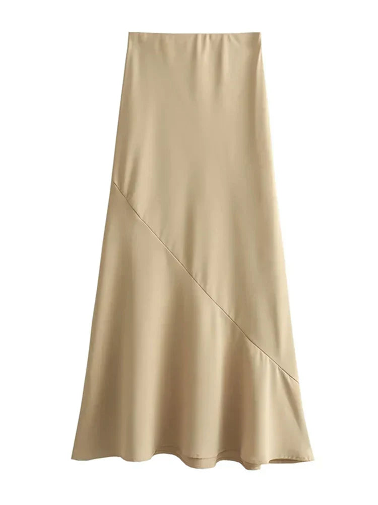 Gracefully Styled Garment for Any Occasion