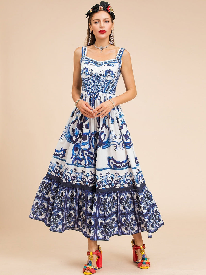 Beautifully Crafted Dress in a Classic Style