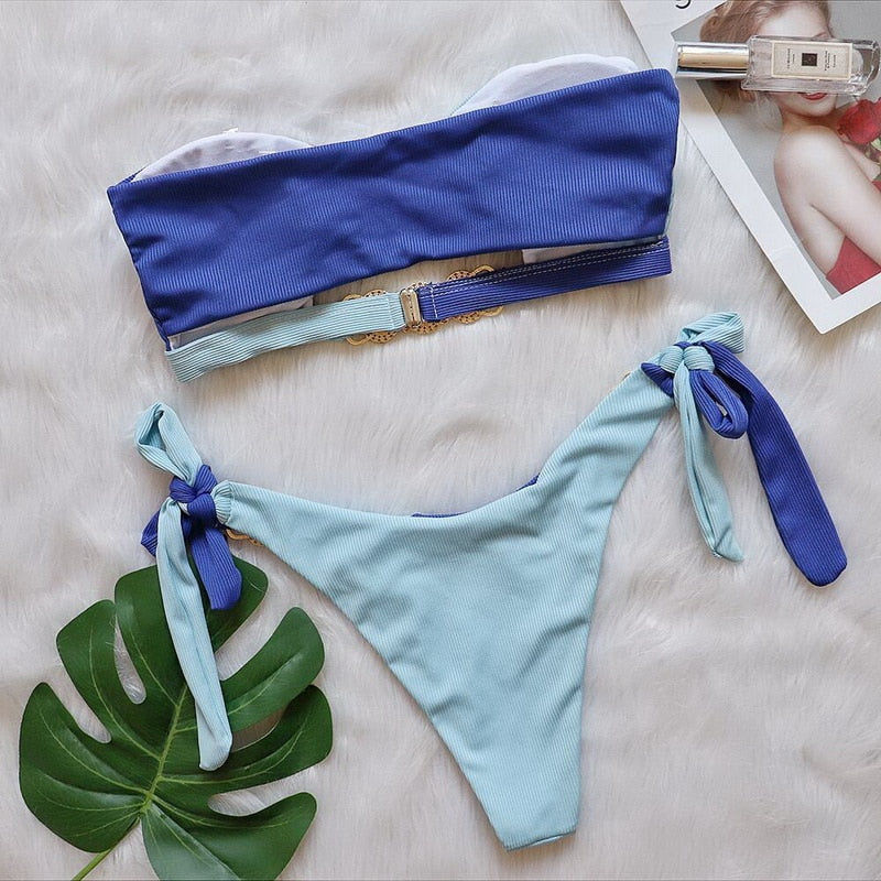 Effortlessly Elegant Garment with a Timeless Design