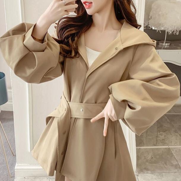 Gracefully Styled Coat for Any Occasion