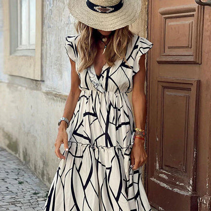Beautifully Finished Dress in a Timeless Design