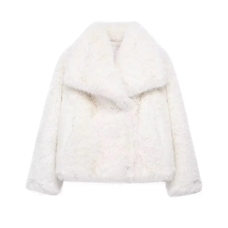 Elegantly Styled Coat for Everyday Wear