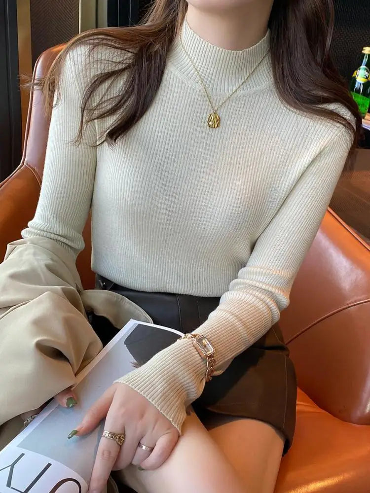 Beautifully Finished Sweater in a Timeless Design
