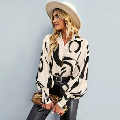 Beautifully Crafted Blouse in a Classic Style