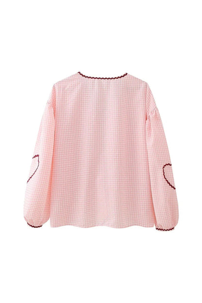 Well Tailored Blouse with a Graceful Silhouette