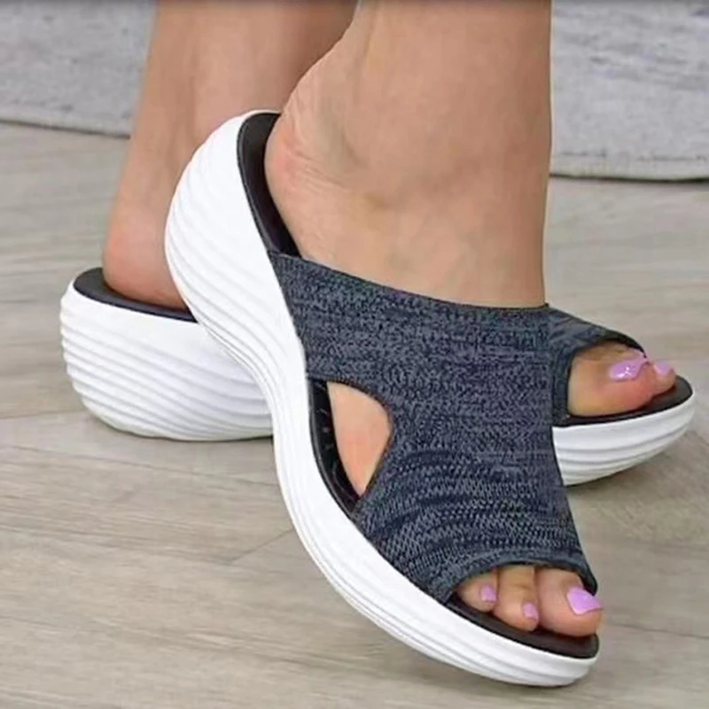 Graceful Orthopedic Sandals for Modern Look