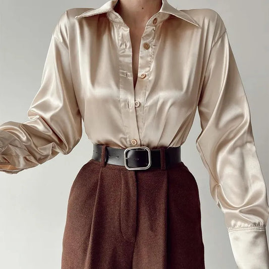 Elegantly Styled Blouse for Everyday Wear
