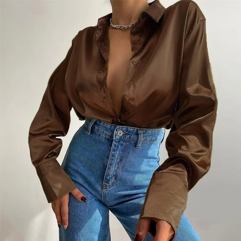 Elegantly Styled Blouse for Everyday Wear