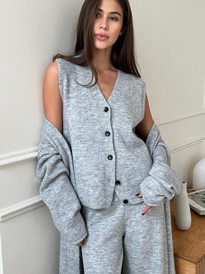 Gracefully Styled Garment for Any Occasion