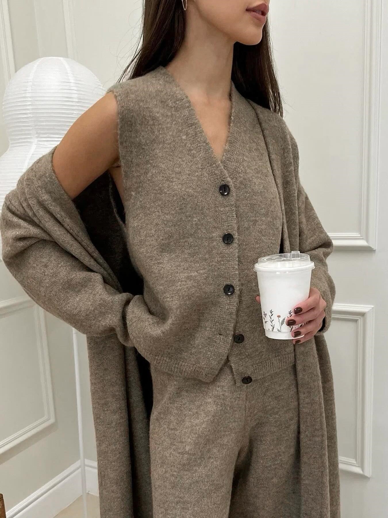 Gracefully Styled Garment for Any Occasion